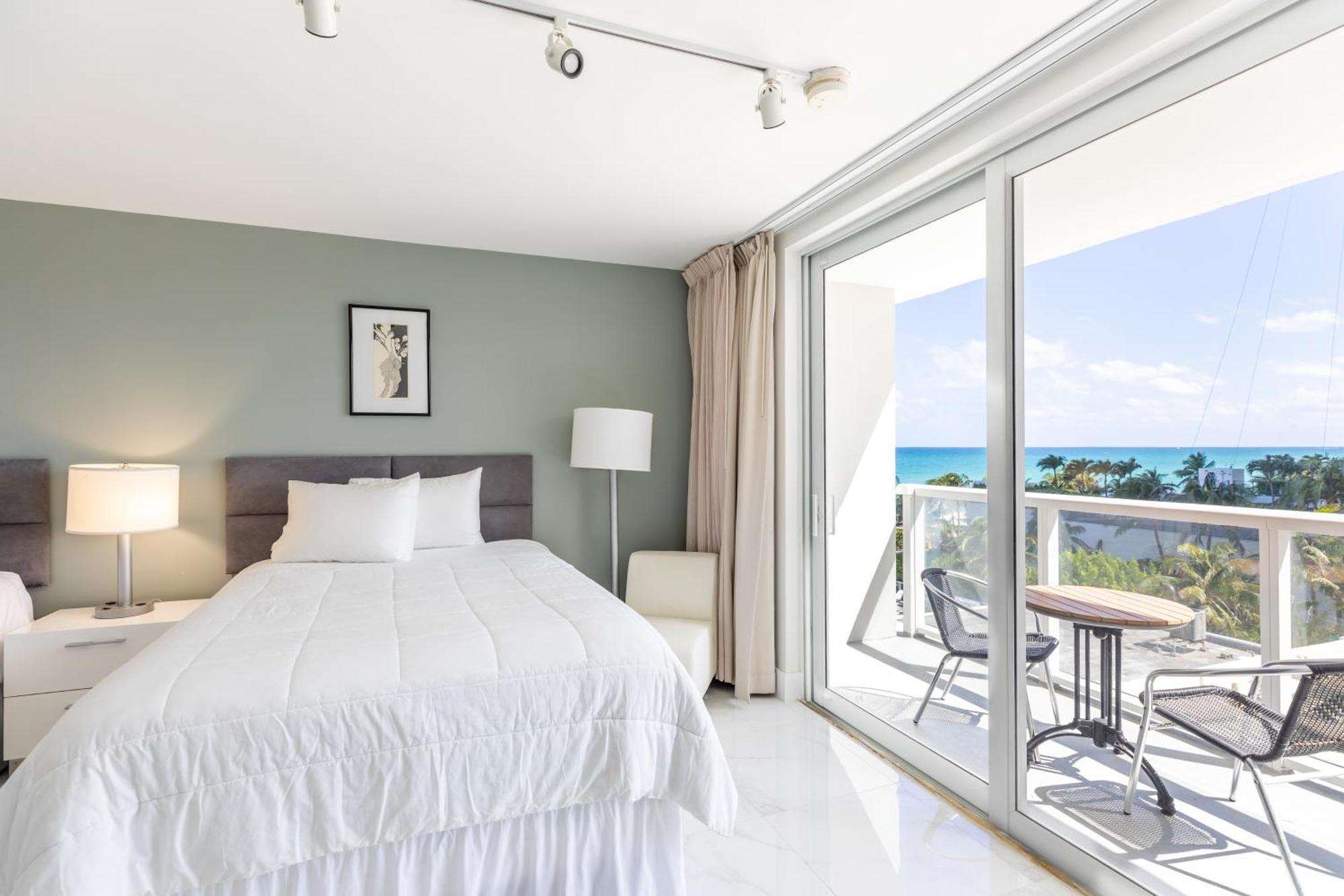 Appartement Sunny Isles With Ocean Views