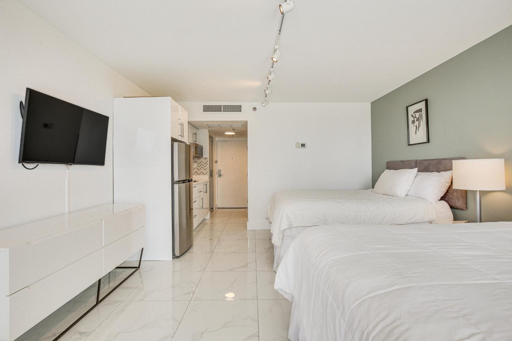 Appartement Sunny Isles With Ocean Views *